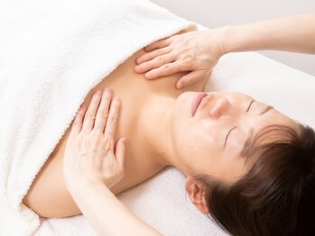 フェイシャルエステ エムズルーム(M's room)/美肌は頭・首・肩デコルテケアも