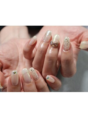 Nail Salon elna【ネイルサロンエルナ】