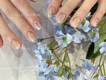 シエル バイ アンテリジャン(Ciel By Antellijan)/上品な押し花ネイル