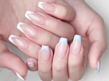 センシー ネイル スタジオ(Sensy Nail Studio)/2色フレンチ