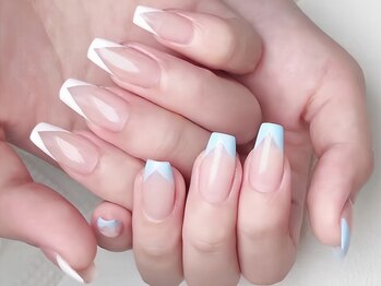 センシー ネイル スタジオ(Sensy Nail Studio)/2色フレンチ