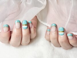 ターコイズブルーのフレンチ