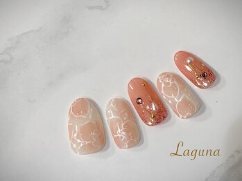 ラグウナ(Laguna)/ふんわりフラワー