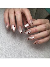 ラフィーナ(RAFFINA)/マグネット＆ホログラム