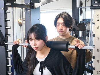 イデアル 神戸駅前の写真/【猫背・姿勢改善・ダイエット】無理のないトレーニングで身体の軸を整えながら、美しくキレイな身体に◎