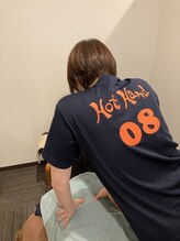ホットハンド 大須店 井上 背番号8