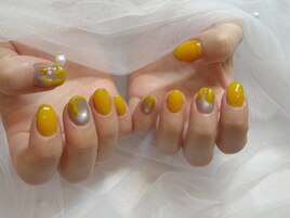 ハチミツ ネイル