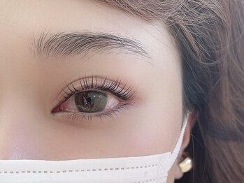 エミリア(EmiLia)の写真/人気のパリジェンヌラッシュリフト♪根元からパッチリ上げて垢抜け愛され目元へ☆綺麗な状態を長くキープ！