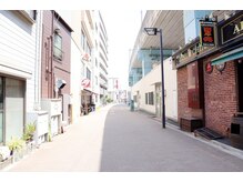 アイラッシュアンドヘアメイク チュラ(chula)/【道案内】7.真っ直ぐです♪