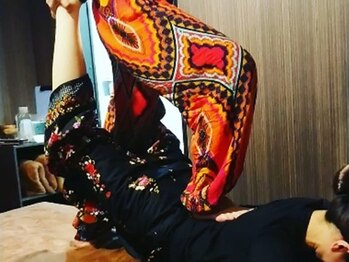 アジアンリラクゼーション ヴィラ 大橋店(asian relaxation villa)/タイ古式施術シーン