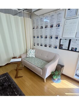 ホジュン鍼灸整体院/待合室です。