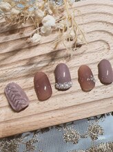 プルメリアドット(Plumeria.)/ニットネイル