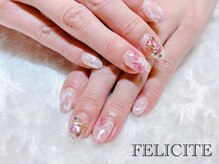 フェリシテ(FELICITE)/