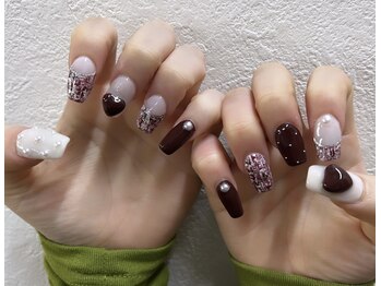 ジェイノヴァール(Jnovart)/