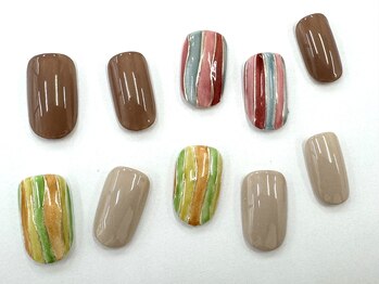 ネイルサロン クイール 小山店(NAIL SALON QUILL)/マグネットでストライプ♪
