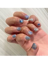 ロクサンサン(633)/キラキラブルーネイル