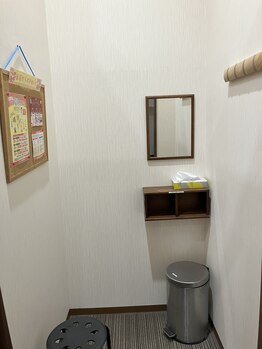 カラダファクトリー イオンモール幕張新都心店/幕張新都心店の更衣室です♪