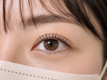 アドヘアー(add hair)の写真/【大人女性に人気◎】理想と仕上がりのズレを防ぐ丁寧なカウンセリングであなたにぴったりな上品な目元へ♪
