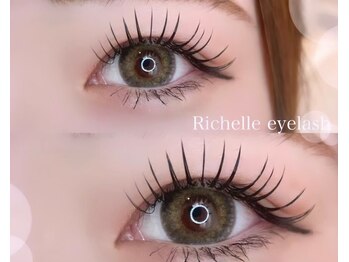 リシェルアイラッシュ 相模大野店(Richelle eyelash)の写真/お出かけ前にぜひ目元のおしゃれを◎一緒にまつげのお洒落を楽しみましょう【まつエク/フラットラッシュ】