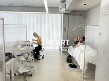 アート 宜野湾(THE ART)の雰囲気（開放感のある、明るく清潔な店内★(まつげ/眉毛/眉毛専門)）