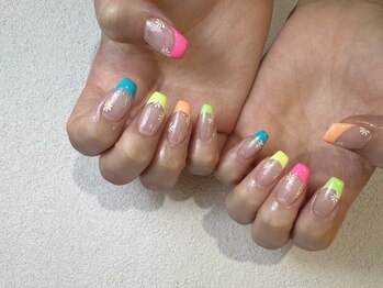 オーク 戸塚(OAK)/ネオンフレンチ×フラワー