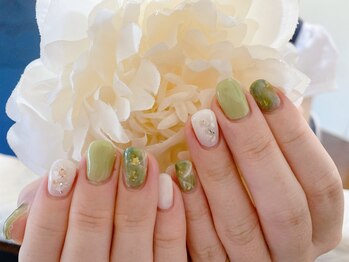 ネイルアンドビューティー アトリエスタイル(Nails&Beauty Atelier STYLE)/自由アート5本 ¥8800