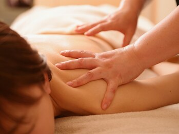 サララ(SaLaLa)の写真/つらい箇所を丁寧に揉みほぐし　滞ったリンパや血液を促進☆施術後の爽快感がやみつきに♪