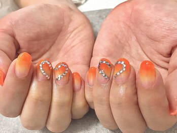 ティーエス ネイル ガーデン(T.S Nail Garden)/オレンジグラデ+α