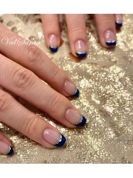 ヴェールサラン(Veil Saran)/ネイビーフレンチネイル