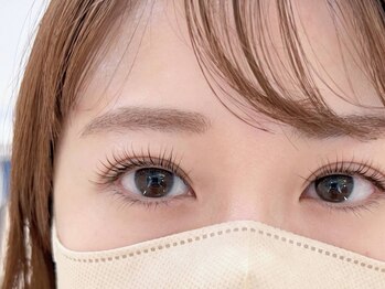 レイズデザイン(Ray’z Design)/え！？地まつげで？こんなに！