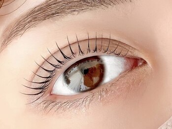 スロウヌーヴ(THROW neuve)/