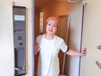 サロンハナ(Salon HANA)/こちら玄関です