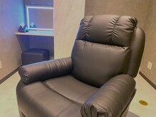 ゼロス 横浜関内駅前店(ZELOS)/ふかふかチェア