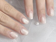 ちゅるんなフォルムとシンプル美爪へマグネット/フラッシュ充実