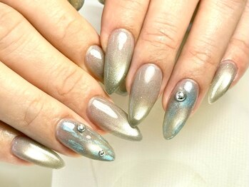 パダアット ヴァラネイル 天神南店(PADA at VALLANAIL)/ニュアンス★マグネットネイル