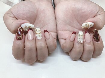 ティーエヌ 本厚木店/クリスマス7500円【8250円税込】