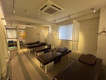リラク 高田馬場店(Re.Ra.Ku)の雰囲気（明るくオープンスペースでキレイに清潔感のあるよう徹底してます）