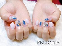 フェリシテ(FELICITE)/
