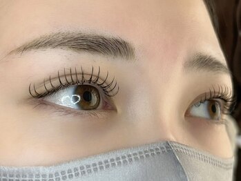 プリート(Pulito)の写真/まつ毛の生え癖や目の形に合わせたお似合いの”エクステ”をご提案！理想の目元に！通いやすい価格も好評◎
