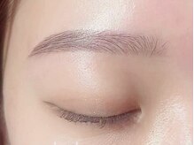 スロウヌーヴ(THROW neuve)/