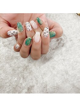 エレメ(Eleme)/アニマル柄ネイル♪