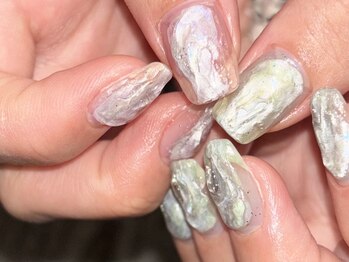 凹凸、ちゅるんネイル