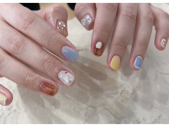 ミュゼアート(musee art)/アシメネイル　ベビーブルー