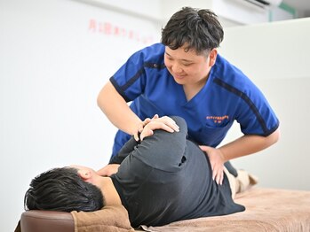 サンライズ鍼灸整骨院 十三院の写真/男性多数利用◎仕事での疲れや肩こりに悩むあなたに、特別なリラクゼーション体験をお届けします！
