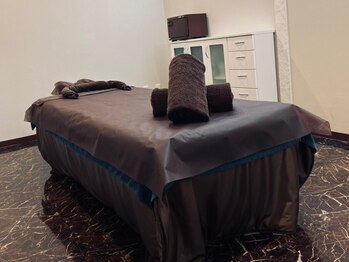 プライベートサロン ルクサージュ(Luxeage)の写真/肩首など辛い希望箇所を集中的に！お疲れの箇所やお身体の状態に合わせてコリを深部からほぐします◎