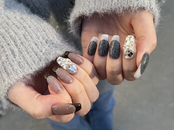 ポポ 上通り店(POPO)の写真/【長さ出しで憧れの美フォルムに。】指先から理想を叶える、最新トレンドネイルを叶える実力派サロン♪