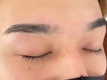 グラスラッシュ 小瀬店(Grace lash)の写真/プロの施術で骨格に合わせた美眉に！！アイブロウデザイニングとまつげカールセットメニューもオススメ♪