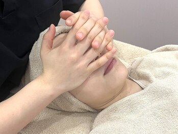 ミライ 天童店(MIRAI)の写真/【整体院併設のエステサロン】国家資格保持者が頭蓋骨を調整することにより歪みを矯正！小顔効果あり◎