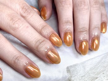 エイミーユア(Eimmy Yua)の写真/シンプルだからこそ差がつく！絶妙カラー+爪の長さ・フォルムにもこだわり、思わず見惚れる美爪に♪