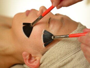 サララ(SaLaLa)の写真/大人気☆ララピール！ダウンタイムなし！毛穴の悩み解消！艶肌確定☆